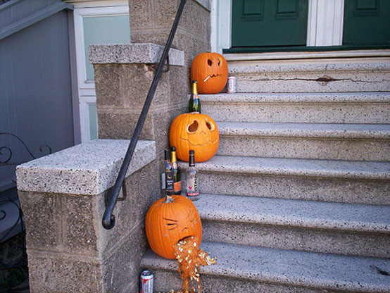 22 Great Creepy Pumpkin Decorations for Halloween  (6)