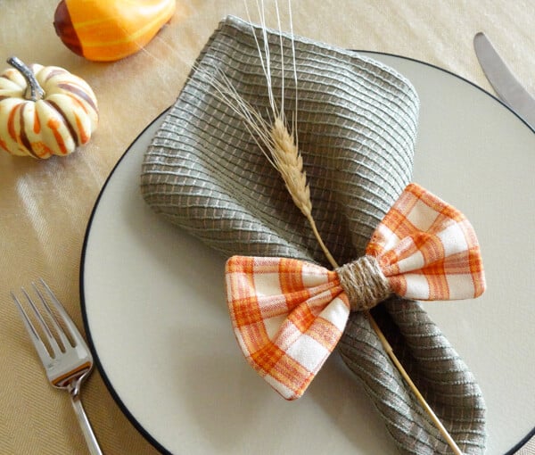 22 Great DIY Napkin Ring Ideas for Every Occasion - Napkin Ring, holidays, diy
