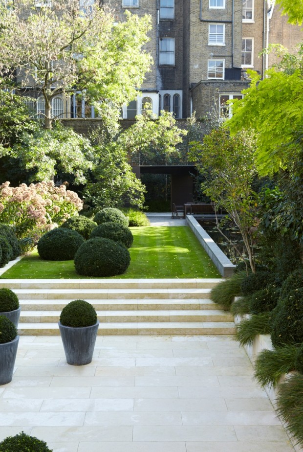 24 Beautiful Boxwood Garden Ideas (11)