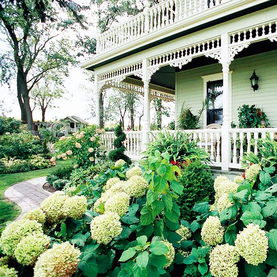 24 Beautiful Small Front Yard Garden Design Ideas (23)