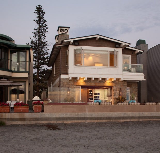25 Spectacular Beach Houses that Will Take Your Breath Away (4)