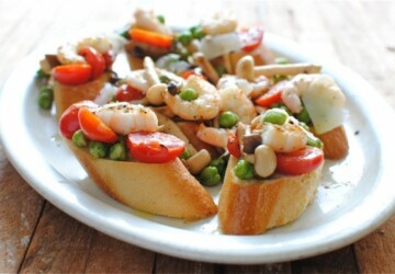 26 Easy and Tasty Bruschetta and Crostini Recipes - recipes, Crostini, Bruschetta