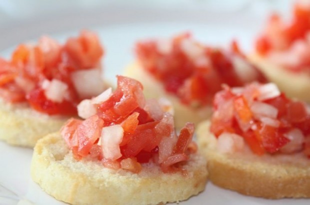 26 Easy and Tasty Bruschetta Recipes (21)