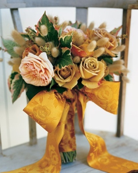 27 Romantic Fall Wedding Bouquets (12)