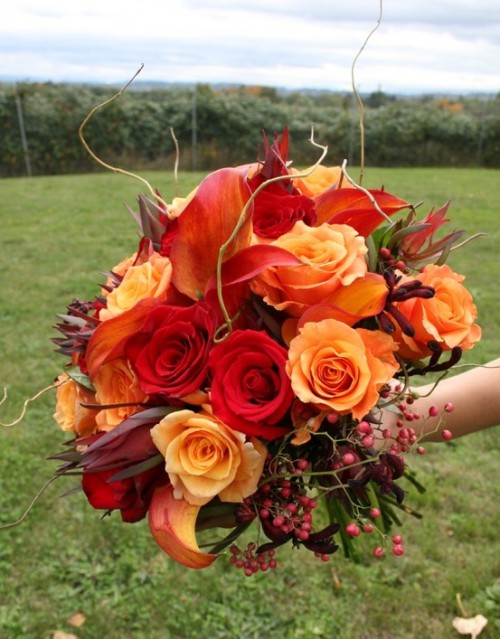 27 Romantic Fall Wedding Bouquets (18)