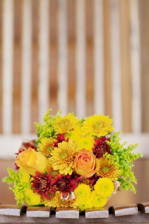 27 Romantic Fall Wedding Bouquets (27)