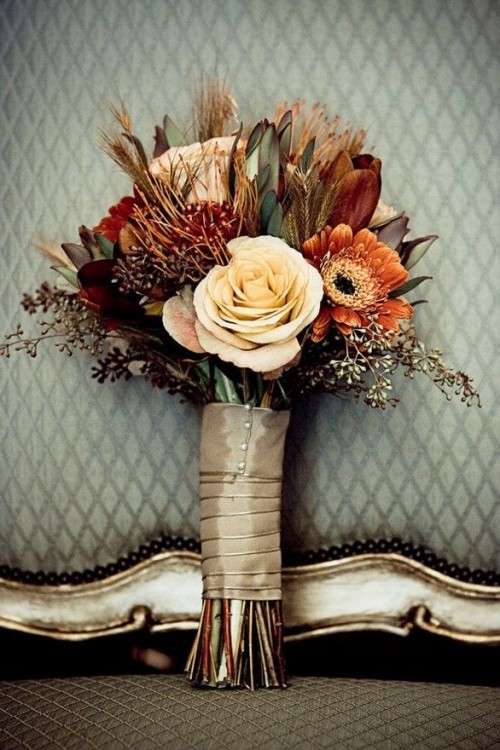 27 Romantic Fall Wedding Bouquets (7)