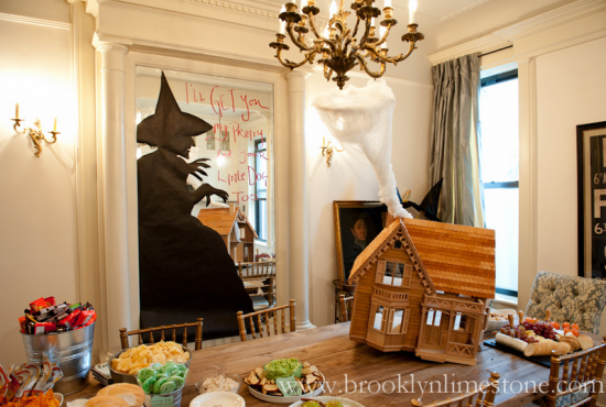 13 Crazy Party Themes for Great Halloween Party (1)