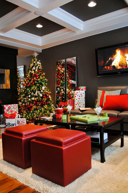 16 Amazing Christmas Tree Decorating Ideas (15)