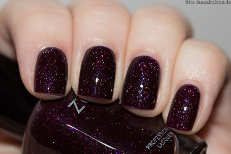 18 Hot Nail Polish Color Trends for This Season