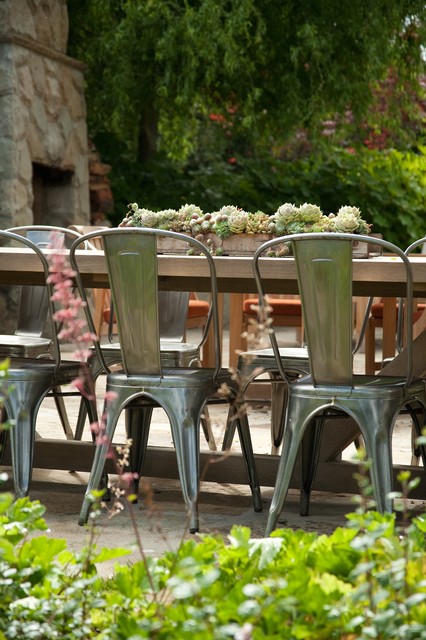 20 Amazing Outdoor Table Décor Ideas (10)