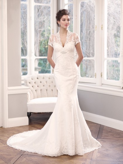 20 Classic and Elegant Wedding Dresses (15)