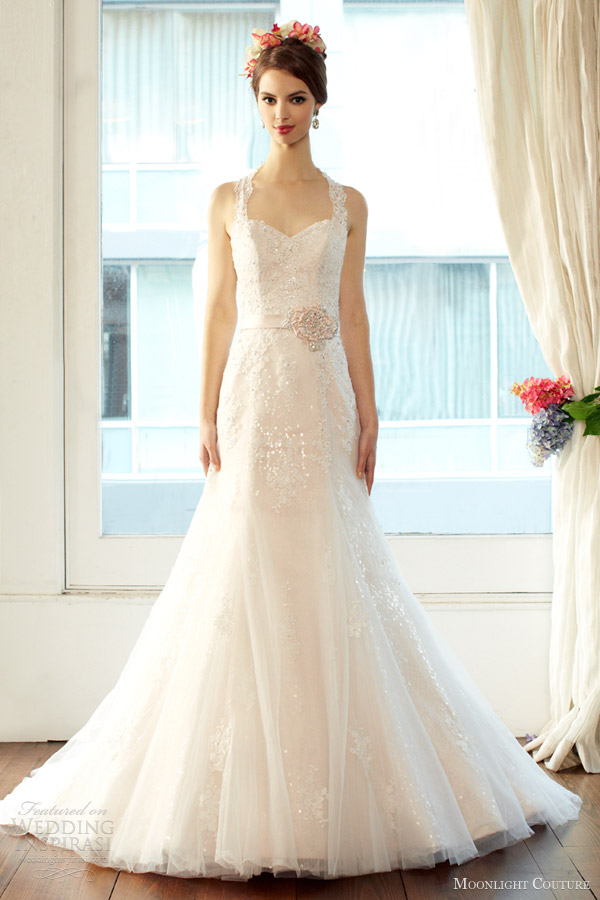 20 Classic and Elegant Wedding Dresses (18)