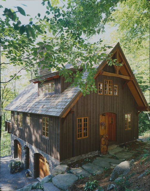 20 Cute Small Houses That Look So Peaceful (10)