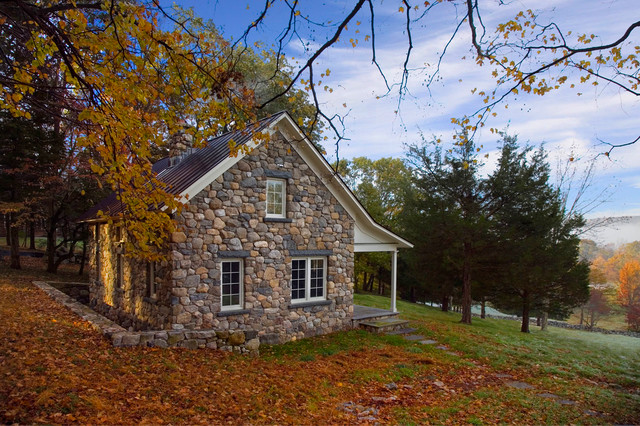 18 Cute Small Houses That Look So Peaceful - small houses, peaceful houses