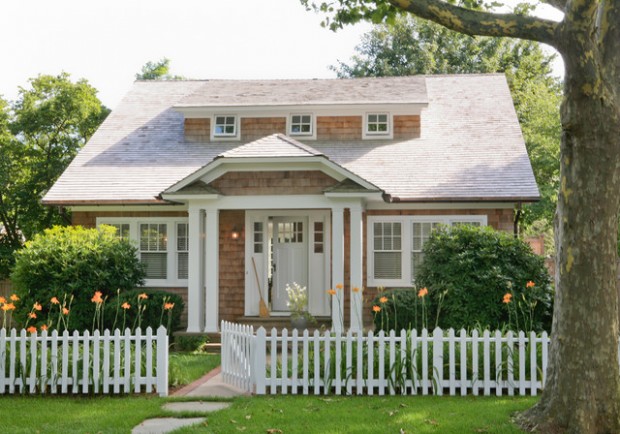 20 Cute Small Houses That Look So Peaceful (4)