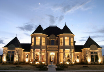 19 Gorgeous Houses That Look Like Castles - houses that look like castles, houses, house, castle