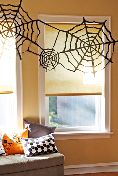 21 Creative and Fun DIY Halloween Crafts Ideas for Kids (1)