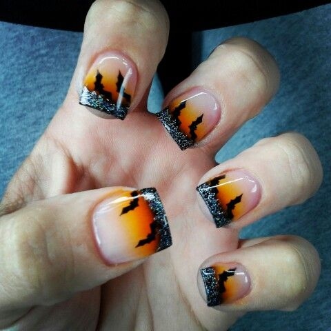 23 Easy Creative and Funny Nail Art Ideas for Halloween (1)