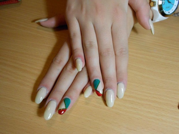 25 Creative and Trendy Nail Art Ideas (4)