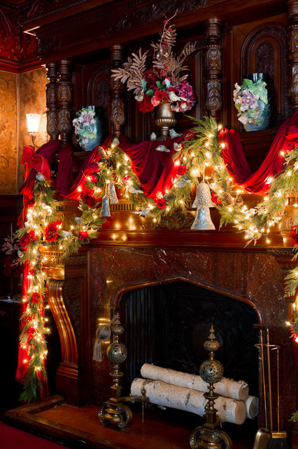 25 Gorgeous Christmas Mantel Decoration Ideas (2)