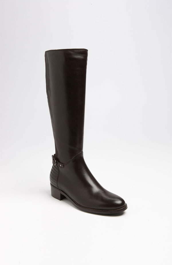 19 Trendy Boots for This Winter