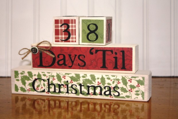 15 Incredible Christmas Sign Decorations  (2)