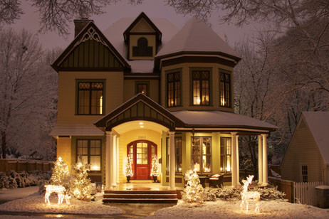 17 Beautiful Ideas for Exterior Christmas Decor (15)