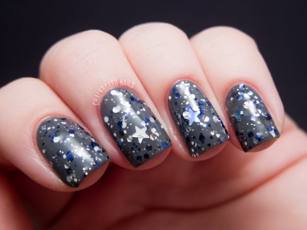 19 Gorgeous Winter Inspired Nail Art Ideas (16)