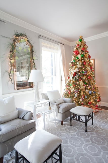 20 Brilliant Ideas How to Decorate Your Living Room for Christmas (18)