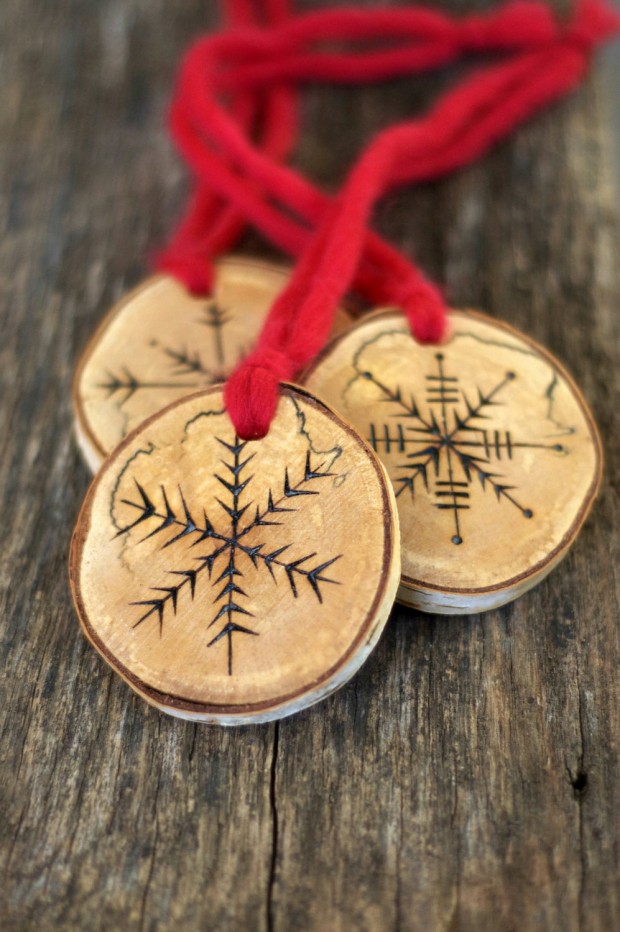 20 Creative Christmas Tree Ornaments (17)