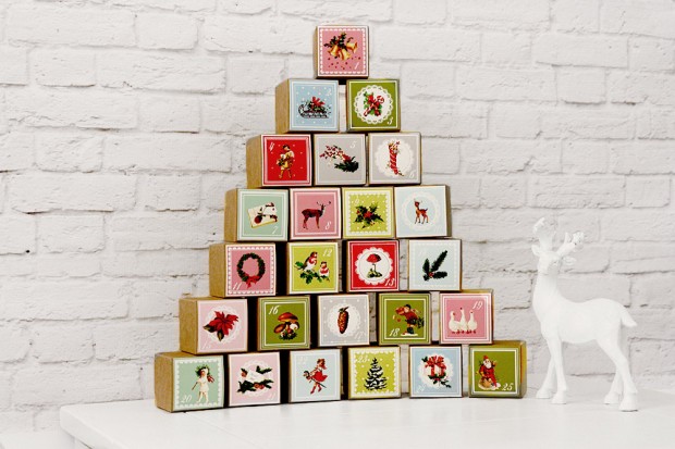 20 Enchanting Handmade Christmas Advent Calendar Ideas (12)