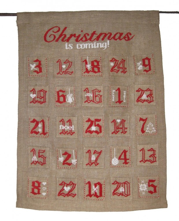 20 Enchanting Handmade Christmas Advent Calendar Ideas (19)