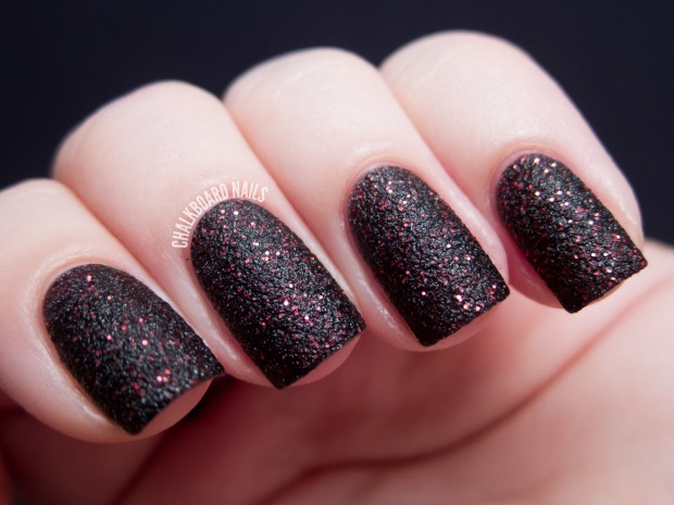 20 Popular FallWinter Nail Design Ideas (12)