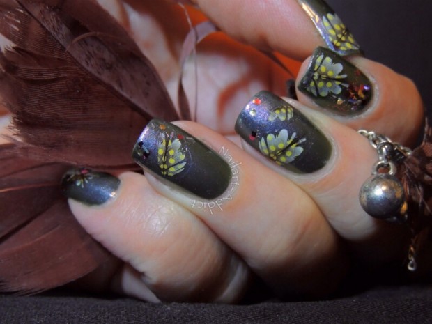 20 Popular FallWinter Nail Design Ideas (15)