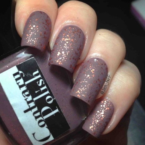 20 Popular FallWinter Nail Design Ideas (18)