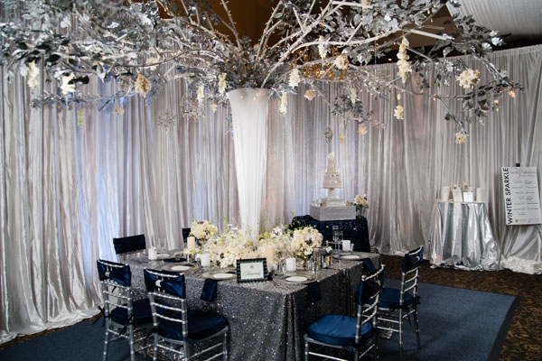 21 Amazing Winter Wedding Decoration Ideas (19)