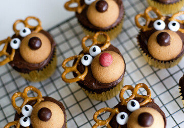 20 Cute and Sweet Christmas Cupcakes - Cupcakes, Christmas recipes, Christmas cupcakes, Christmas