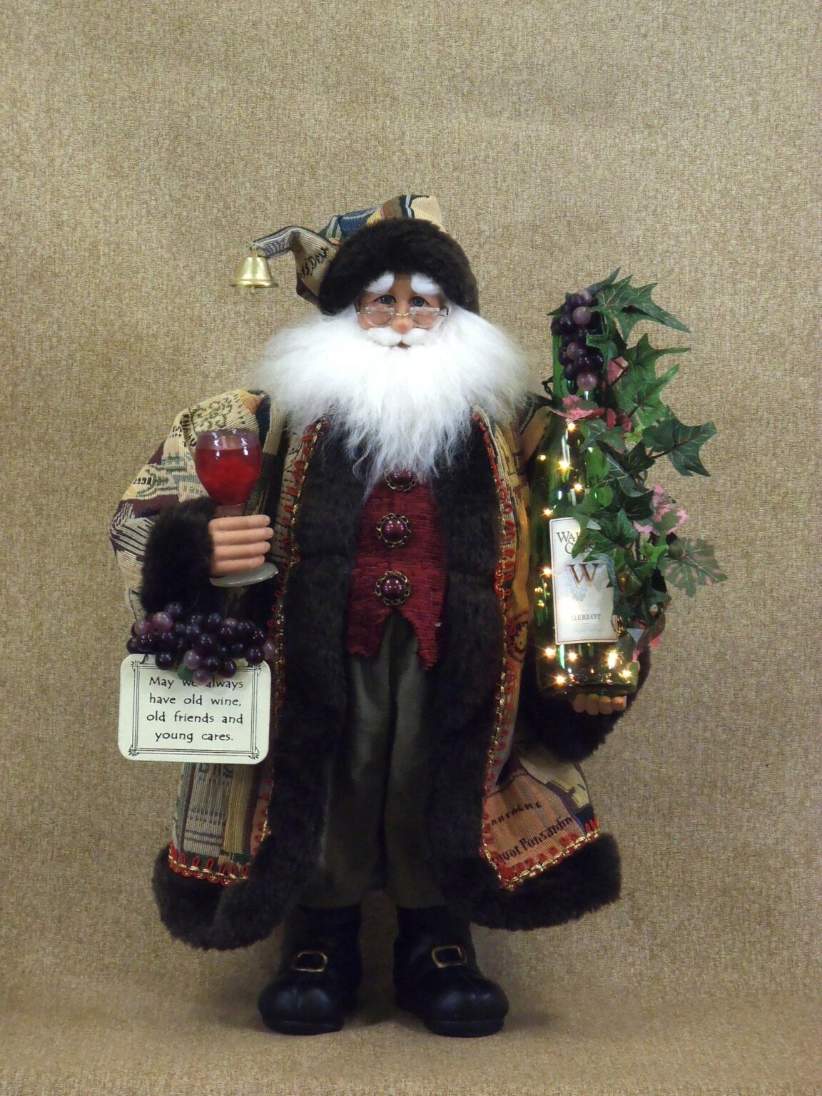 22 Awesome Christmas Figurine Decorations