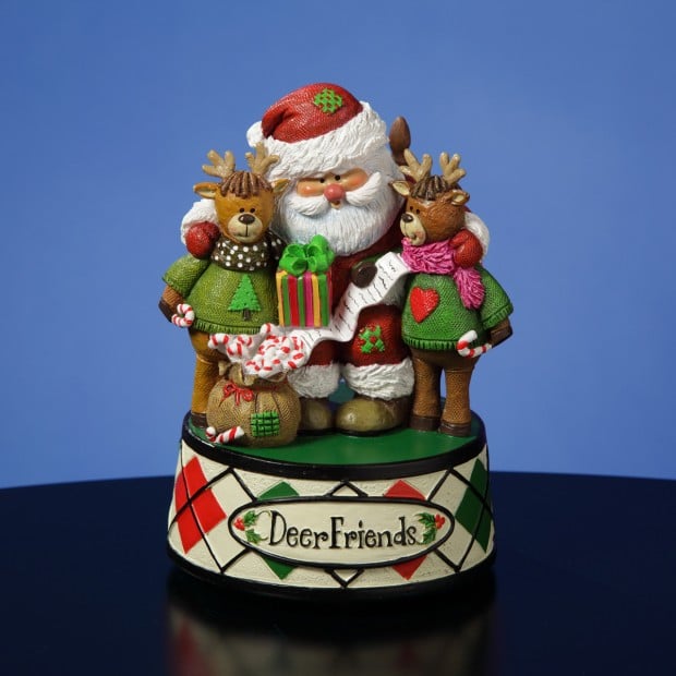 22 Awesome Christmas Figurine Decorations (20)