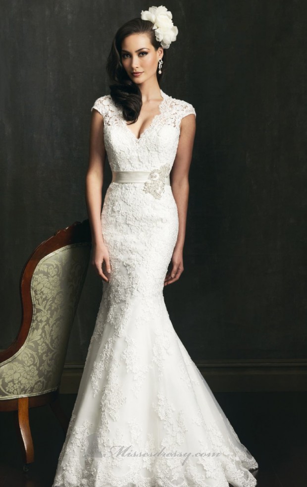 22 Gorgeous Mermaid Wedding Dresses (11)