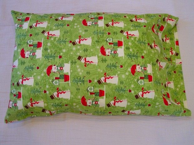 26 Awesome Handmade Christmas Pillows and Covers (11)