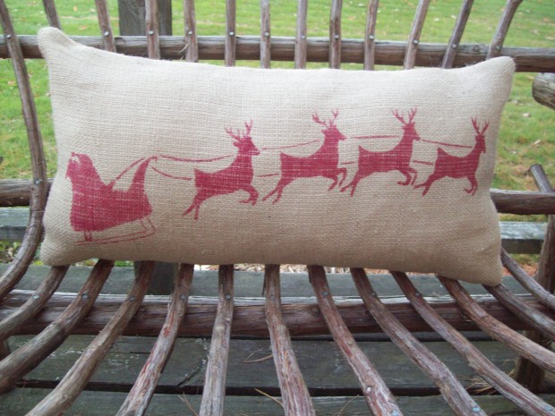 26 Awesome Handmade Christmas Pillows and Covers (20)