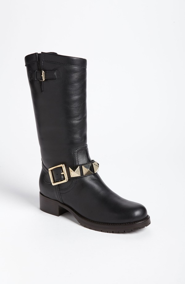 19 Trendy Boots for This Winter