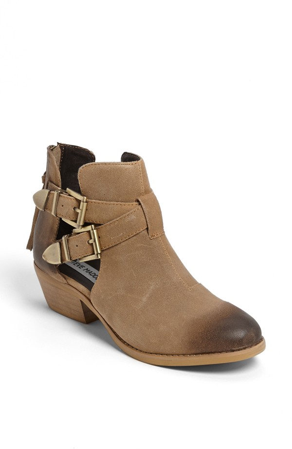 19 Trendy Boots for This Winter