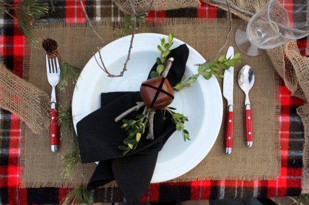 Gorgeous Christmas Table Decoration Ideas (20)