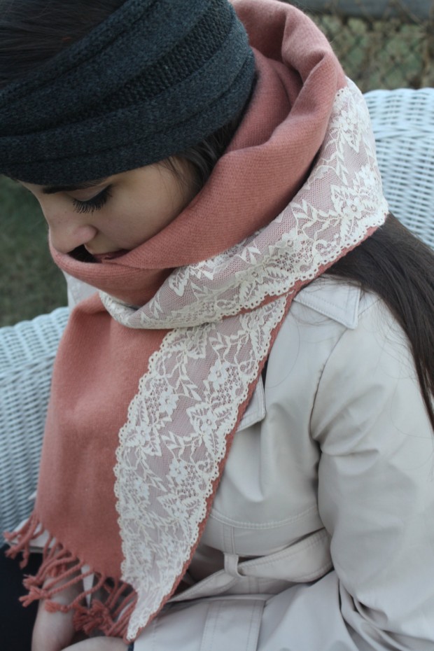 15 Beautiful Handmade Scarf Designs for This Season (9)