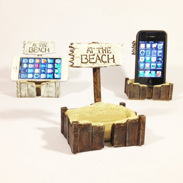15 Creative Handmade iPhone and iPad Stands (7)