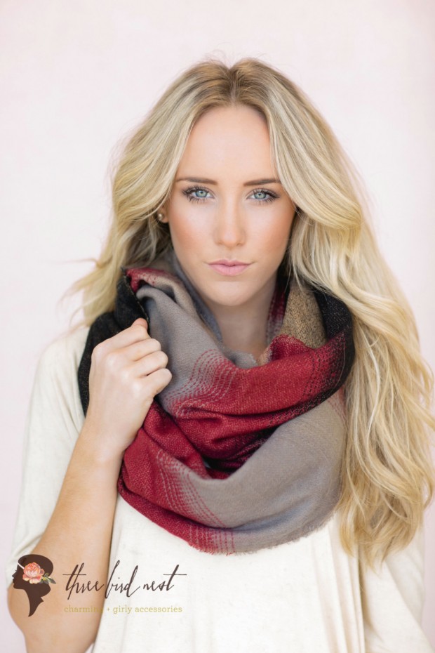 15 Warm and Cozy Winter Scarfs (6)