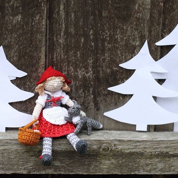 16 Cute Miniature Crochet Christmas Decorations (10)